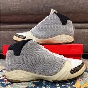 Size 10 - Air Jordan 23 OG “White Stealth” 2008